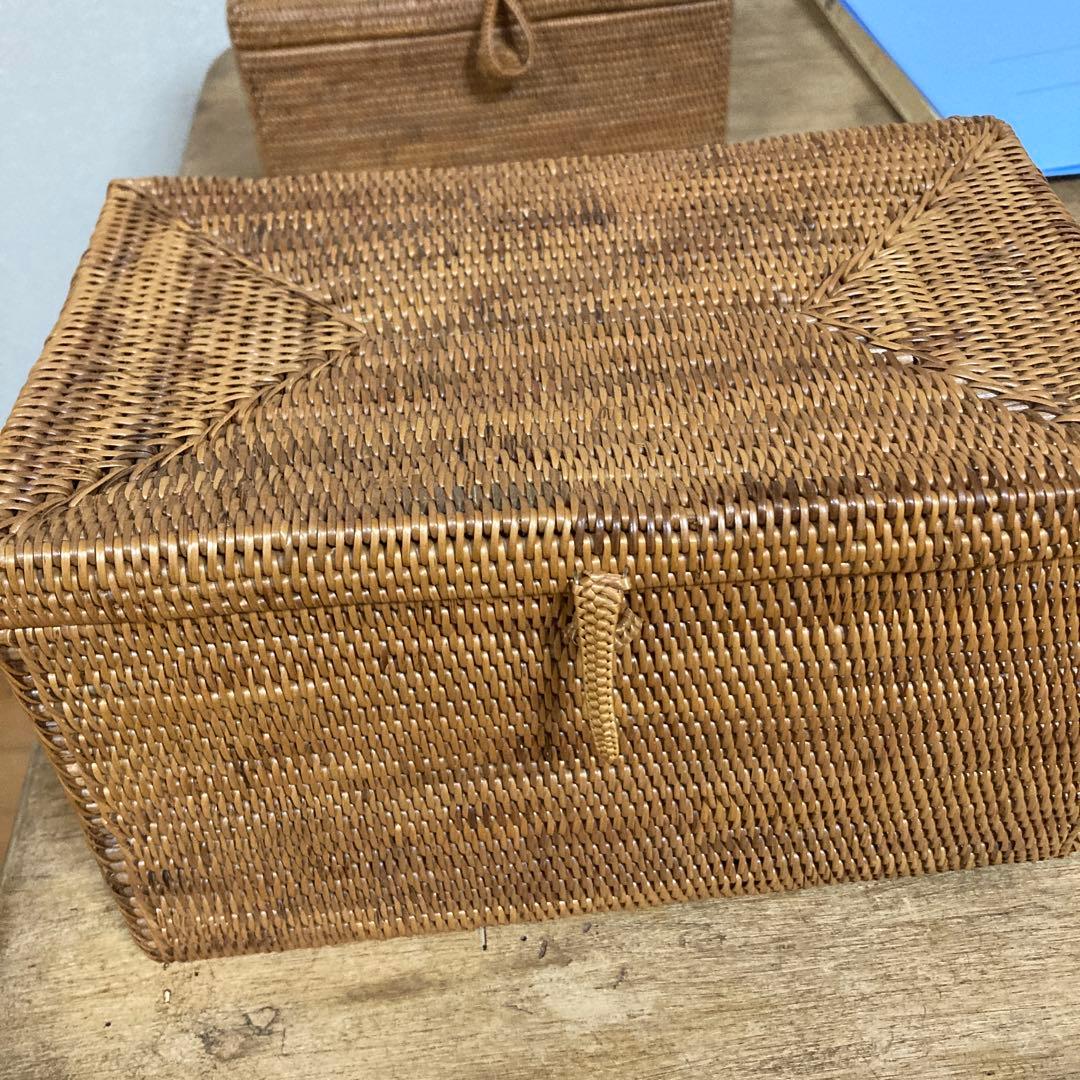 アタの蓋つきBOX