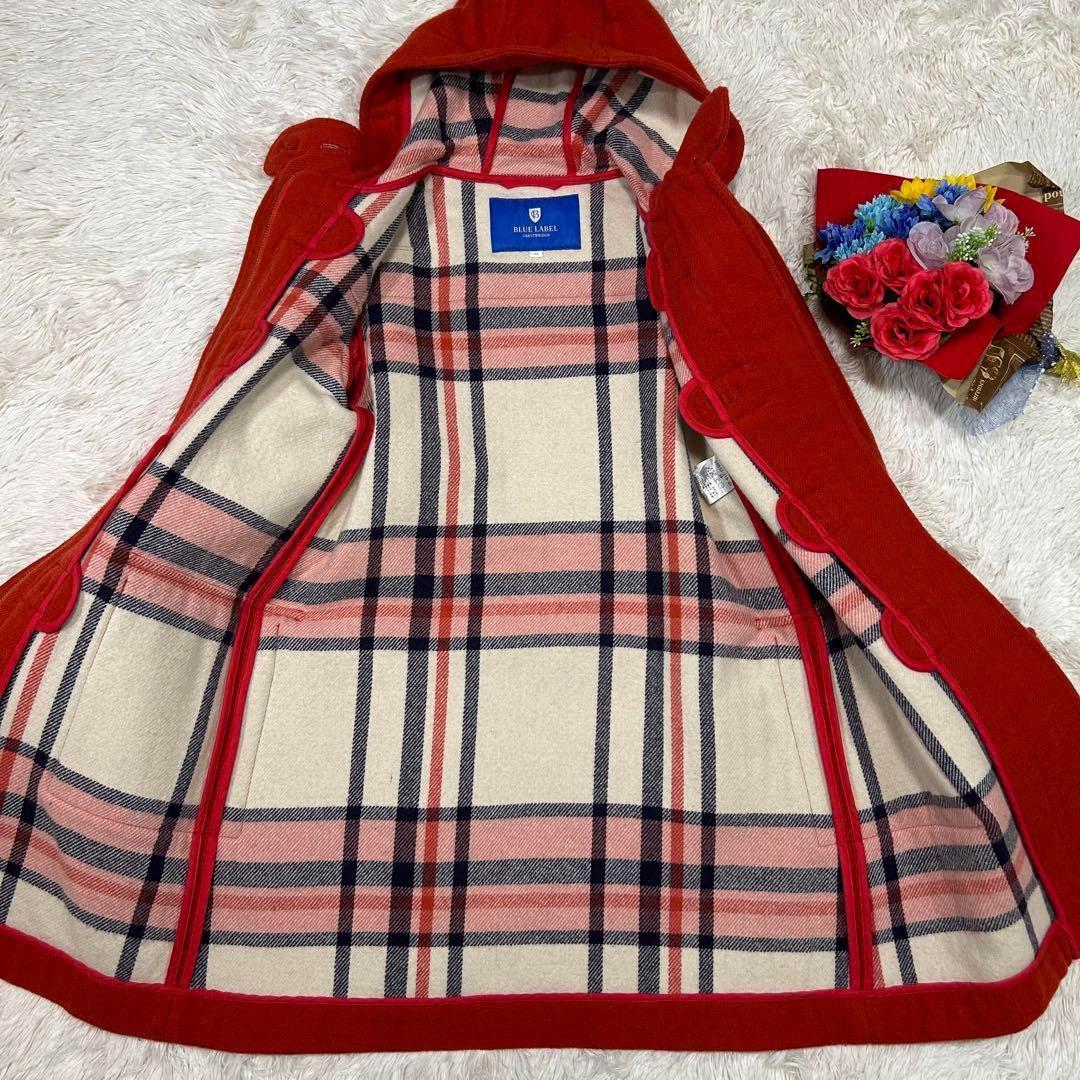 ブルーレーベルクレストブリッジ　ダッフルコート　フード　ウール　チェック柄　赤