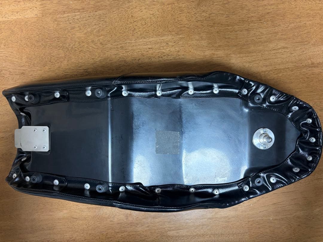 【12月31日まで】ドゥカティ スクランブラー シングル カフェ シート