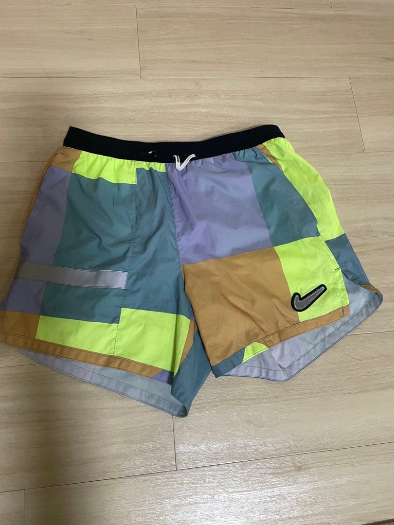 ナイキ　ワイルドラン　ウィンドブレーカーL、パンツM、キャップ　3点セット。