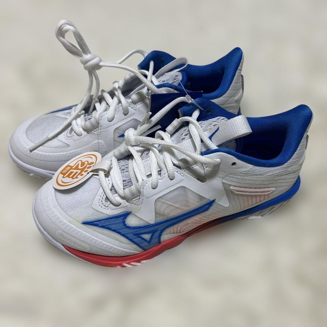 ミズノ　Mizuno ウェーブクロー　NEO2 バドミントン　23.0 新品