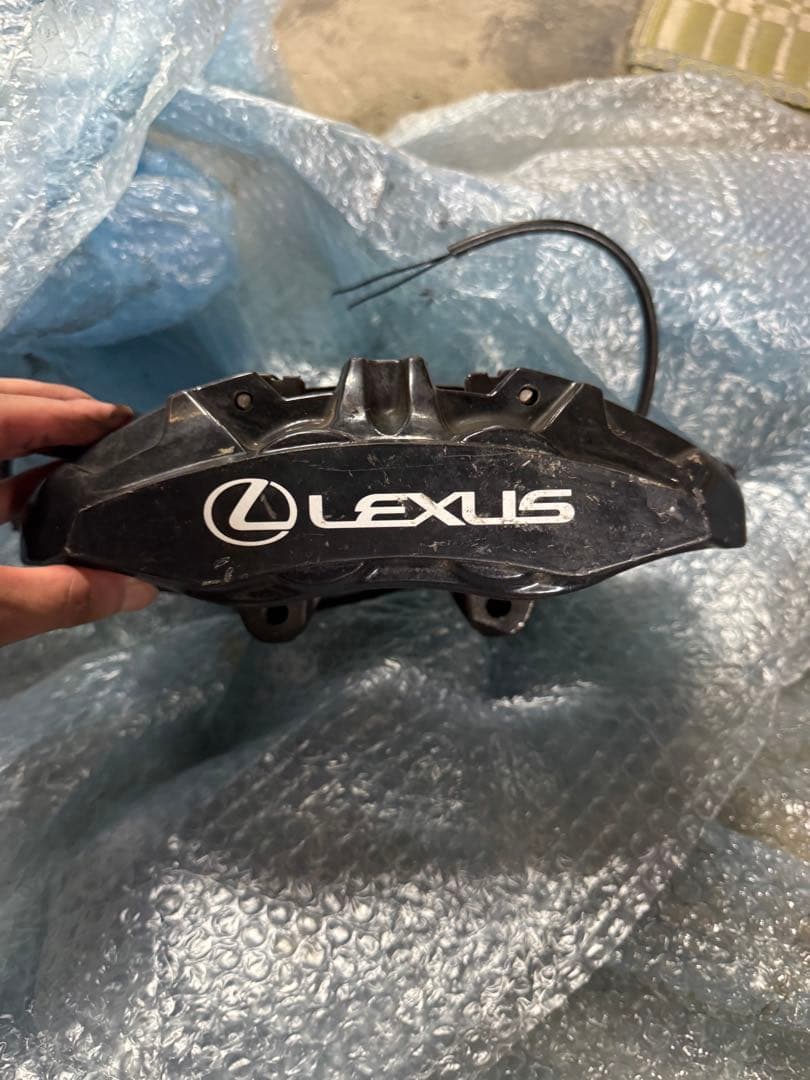 LEXUS LC500 リア　キャリパー