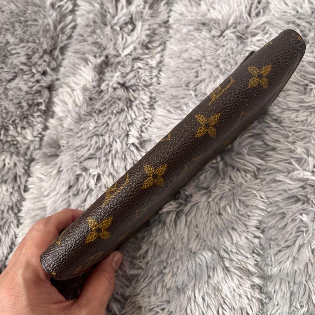 ルイヴィトン　ポルトフォイユサラ　モノグラムキャンバス　長財布