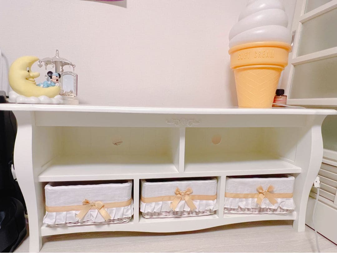 かわいいテレビ台♡収納♡バスケット付♡ガーリー♡北欧♡白♡ホワイト♡リボン♡花♡