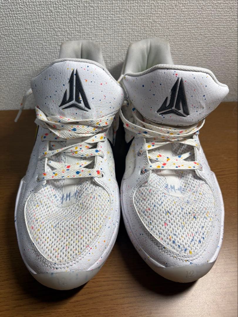 Nike バスケットボールシューズ ホワイト/イエロー