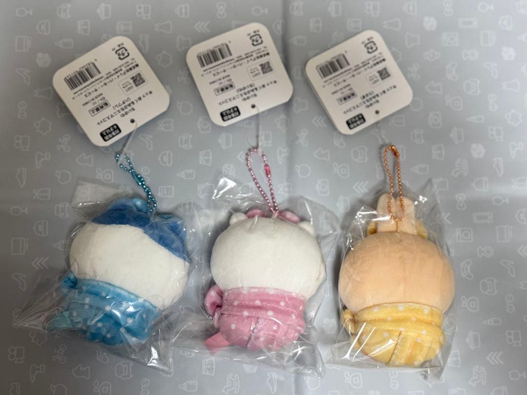 ＜新品未開封＞ ちいかわ キュッ おくるみぷちミニマスコット（3種）