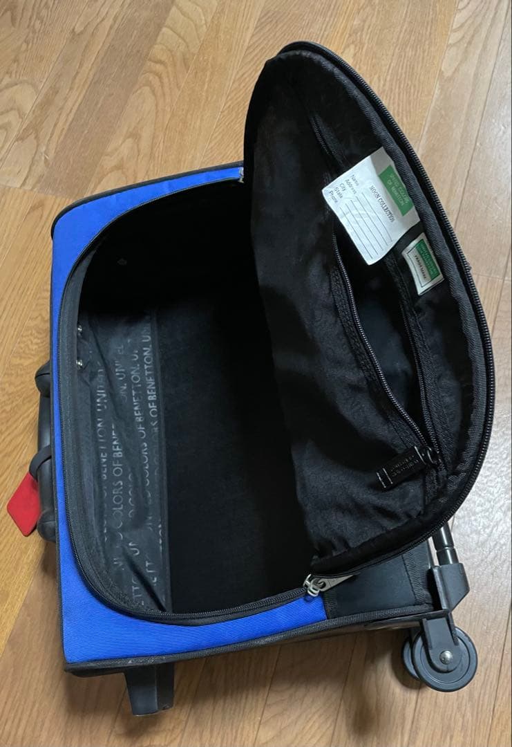 ベネトン　UNITED COLORS OF BENETTON キャリーカート