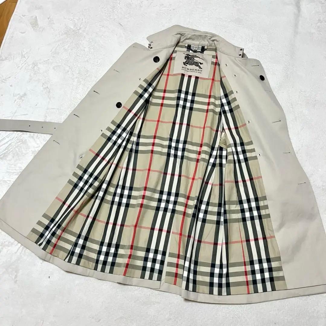 バーバリー　現行　トレンチコート　ロング　裏ノバチェック　ベルト　￼刻印ボタン
