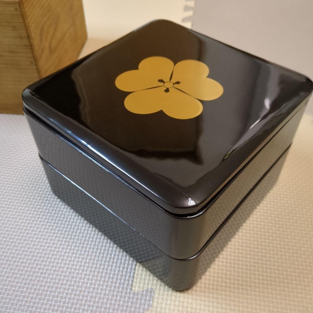 輪島塗　二段重　箱付き　お正月　おせち料理