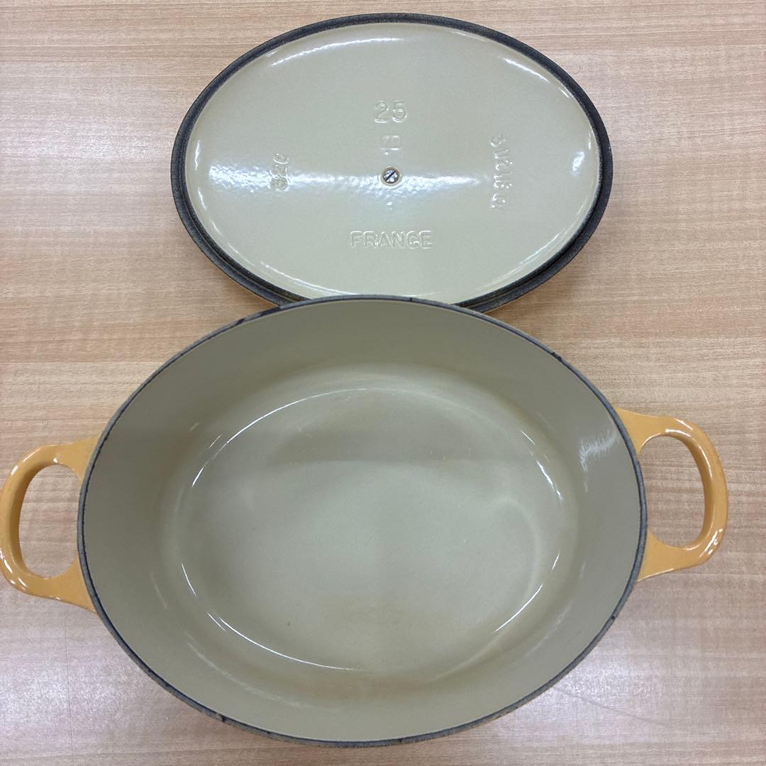 ルクルーゼ　ココットオーバル　25cm イエロー　両手鍋　鍋