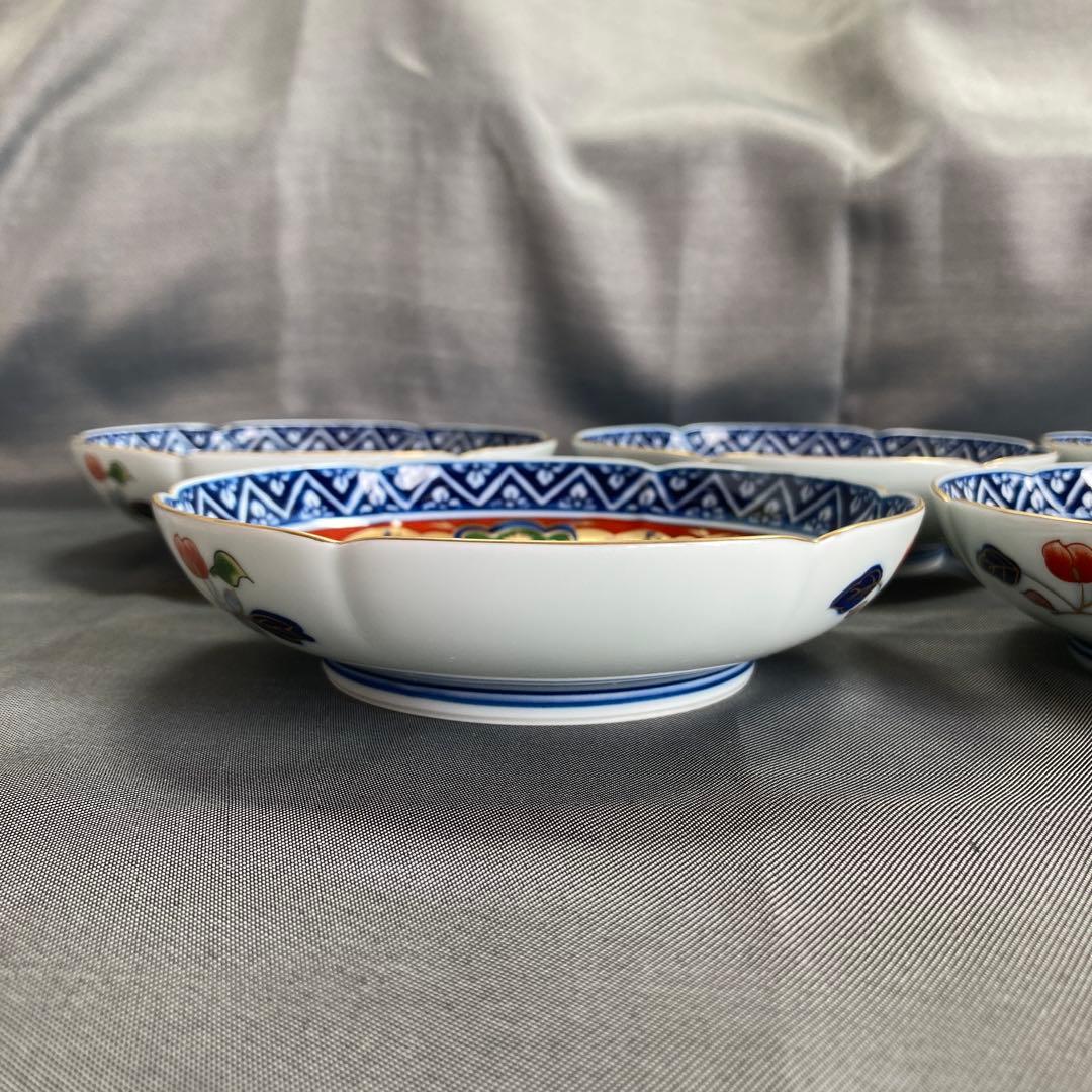 有田焼　其泉　極錦　金彩　古伊万里様式　銘々皿揃　花菱　赤絵　菊　牡丹　貴美堂