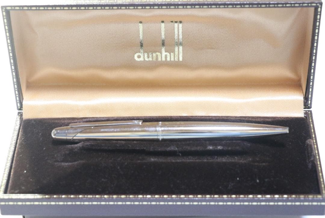 超貴重　ダンヒル　ボールペン（銀色）AD1000 　未使用　中古品