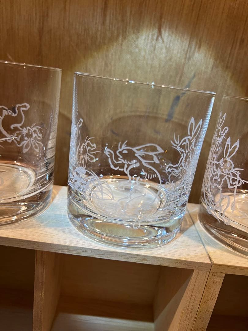 新品未使用ウサギのロックグラス4個セット
