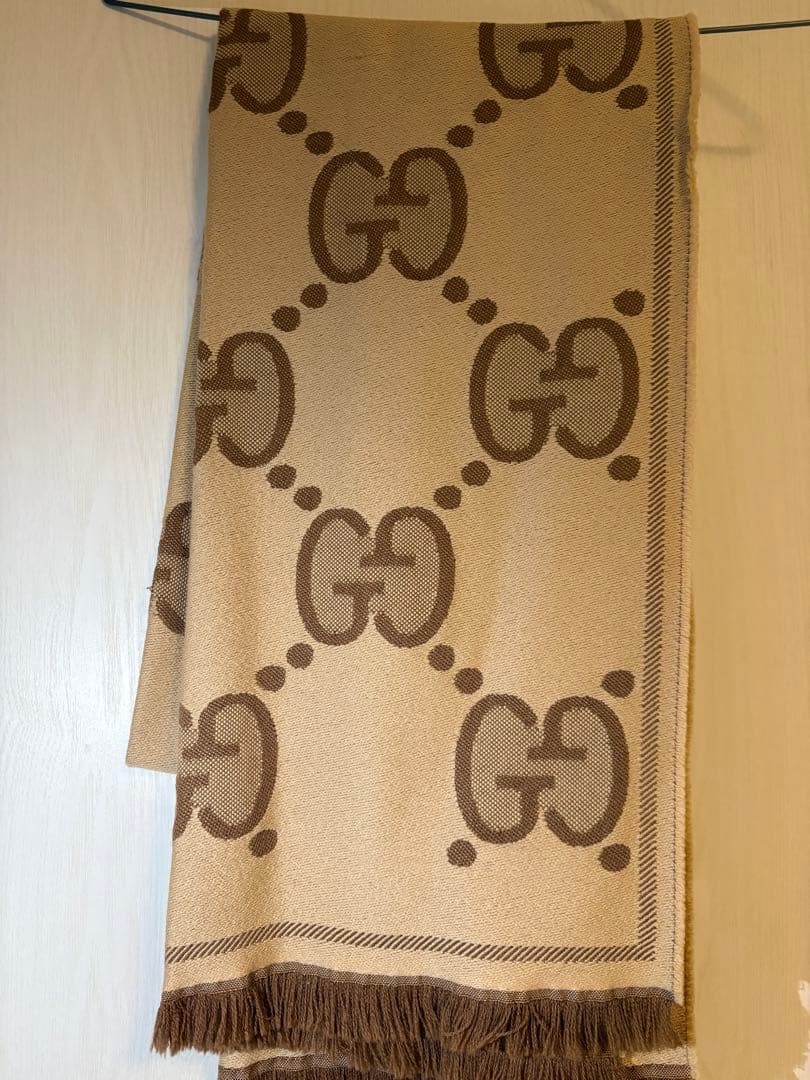 人気ベージュ 正規品【GUCCI】GG柄 ジャカードウールマフラー 男女兼用