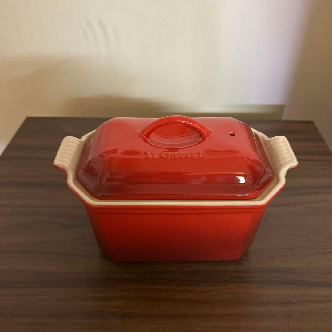 廃盤品！未使用品！ル・クルーゼ　テリーヌ with プレス　0.8ℓ 人気レッド