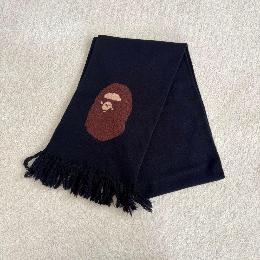 A BATHING APE®︎ ビッグロゴ ロングマフラー【ウール素材】
